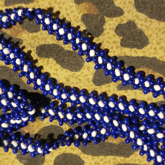 Vintage native seed bead glass necklace - Picture 3 of 4